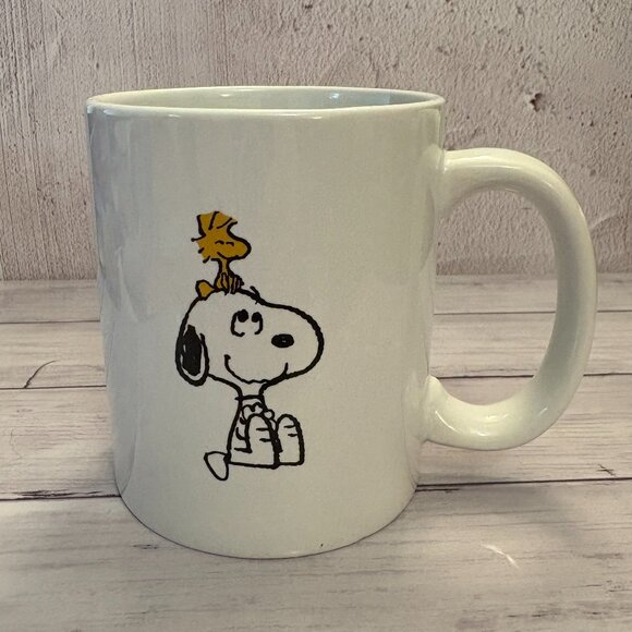 Peanuts Other - Peanuts Snoopy and Woodstock Stoneware White Black Yellow Mug 2020  (SKU: 162MI)